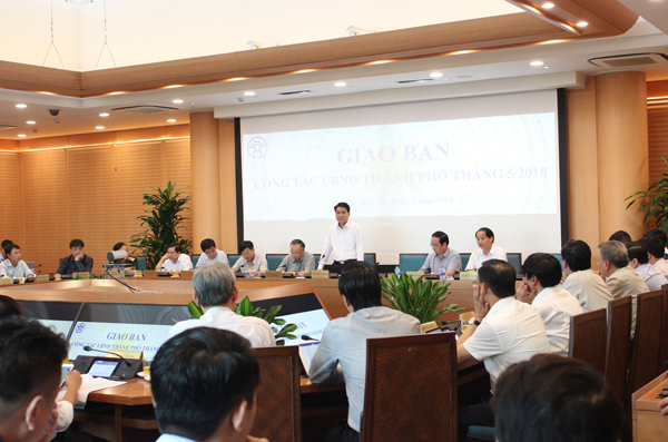 Chủ tịch Nguyễn Đức Chung yêu cầu công bố chỉ số chất lượng không khí hàng ngày - Ảnh 2
