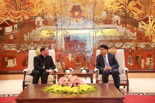 Chủ tịch UBND TP Hà Nội tiếp Tổng Giám mục Tổng giáo phận Hà Nội - Ảnh 1