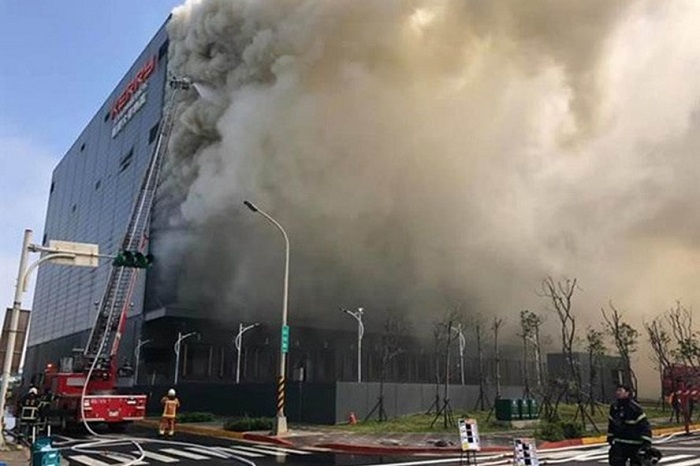 Vụ hỏa hoạn khiến 6 người thương vong ở Đài Loan: Mong phép màu sẽ đến với lao động bị bỏng nặng - Ảnh 1