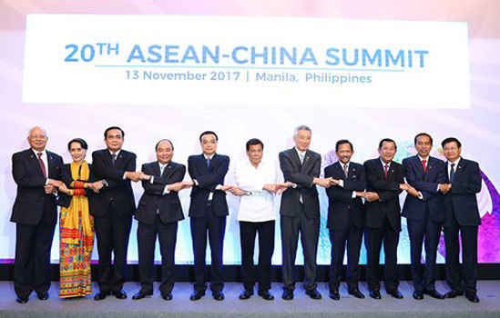Thủ tướng dự các Hội nghị Cấp cao ASEAN với các Đối tác - Ảnh 2