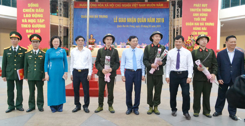 Hà Nội rộn ràng ngày hội tòng quân năm 2019 - Ảnh 37