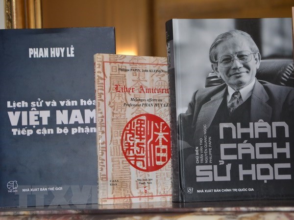 Giáo sư Phan Huy Lê: Một đời nặng lòng với lịch sử, văn hóa Hà Nội - Ảnh 3