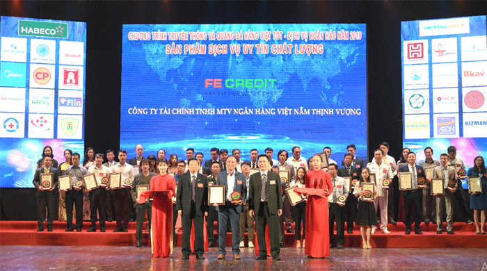 FE CREDIT lọt top 10 hàng Việt tốt vì quyền lợi người tiêu dùng 2019 - Ảnh 2