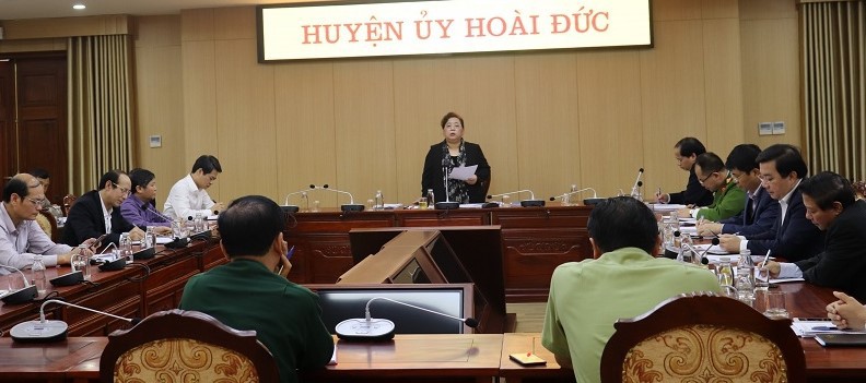 Phó Bí thư Thành ủy Nguyễn Thị Bích Ngọc: Có biện pháp mạnh quản lý chặt các trường hợp cách ly liên quan Covid-19 - Ảnh 1