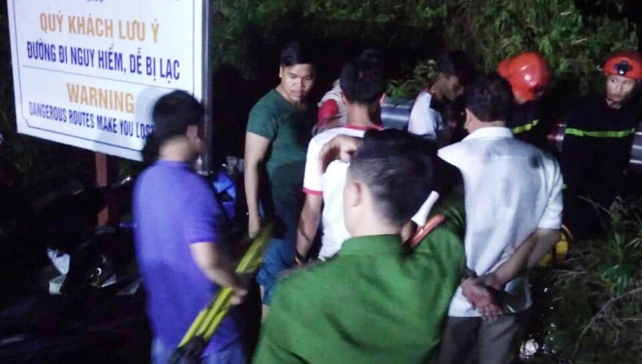 Đà Nẵng: Một người tử vong trong lúc cứu nhóm du khách gặp nạn ở Sơn Trà - Ảnh 1