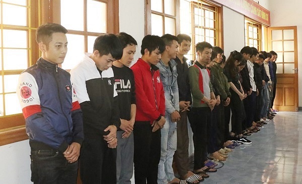 Hà Tĩnh: Triệt phá đường dây lừa đảo qua điện thoại, 23 đối tượng bị bắt giữ - Ảnh 2