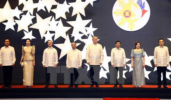 Thủ tướng dự tiệc chiêu đãi mừng kỷ niệm 50 năm thành lập ASEAN - Ảnh 2