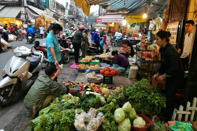 Hà Nội: Kiểm soát nguồn gốc, xuất xứ, chất lượng hàng hóa kinh doanh tại chợ - Ảnh 1