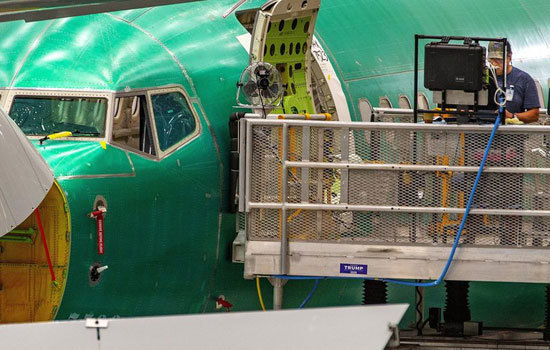 Trước áp lực đình chỉ bay, Boeing sẽ giảm sản xuất 1/5 số lượng  phi cơ 737 Max - Ảnh 2