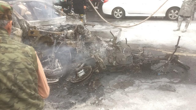 Ô tô Mercedes cháy dữ dội sau khi gây tai nạn liên hoàn, 1 phụ nữ tử vong - Ảnh 5