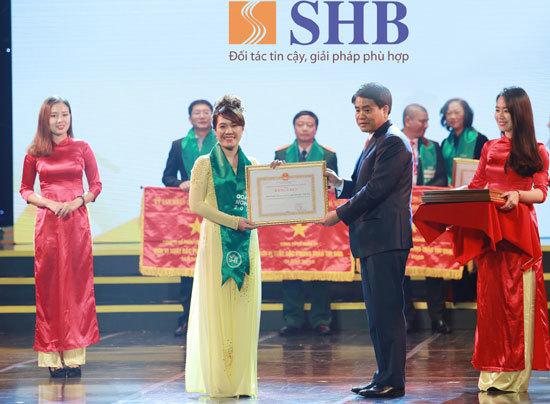Hà Nội vinh danh Tổng Giám đốc SHB Nguyễn Văn Lê - Ảnh 1