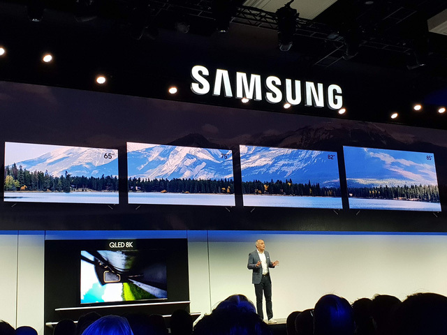 Samsung trình làng TV 8K đầu tiên trên thế giới - Ảnh 1