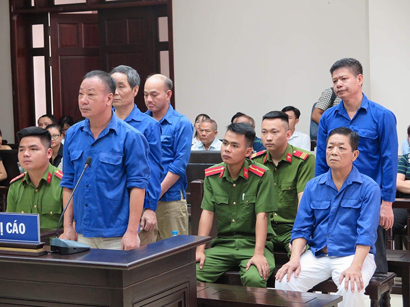 Vụ bảo kê tại chợ Long Biên: Hưng “kính” bị đề nghị tuyên phạt cao nhất 5 năm tù - Ảnh 1
