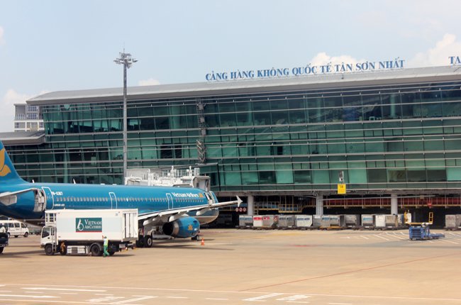 Khẩn trương hoàn thiện hồ sơ điều chỉnh Quy hoạch sân bay Tân Sơn Nhất - Ảnh 1