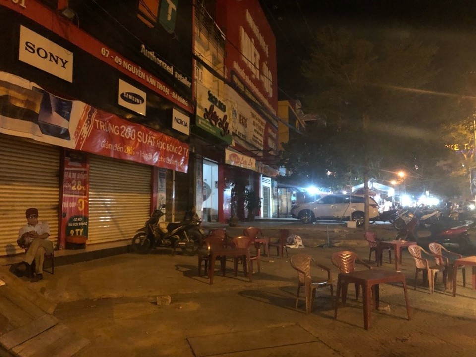 Quanh quẩn hết chợ đêm rồi đi bar, khách du lịch thất vọng ở Đà Nẵng - Ảnh 9