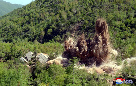 Những hình ảnh mới nhất Triều Tiên phá bỏ bãi thử hạt nhân Punggye-ri - Ảnh 7