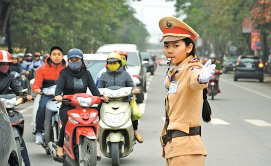 Phó Thủ tướng yêu cầu đảm bảo an toàn giao thông 2 ngày cuối nghỉ Tết - Ảnh 1