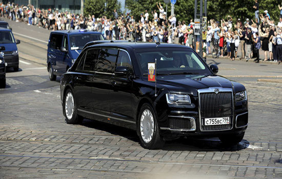 Cận cảnh siêu xe limousine Kortezh hộ tống Tổng thống Putin tại Phần Lan - Ảnh 5