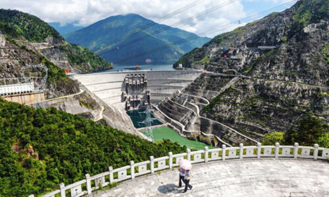 Đập thuỷ điện Trung Quốc chậm xả nước, Đồng bằng sông Cửu Long hạn mặn nghiêm trọng - Ảnh 1