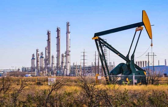 Sản lượng dầu của Mỹ phá kỷ lục, giá dầu Brent sụt gần 3% trong tuần - Ảnh 2