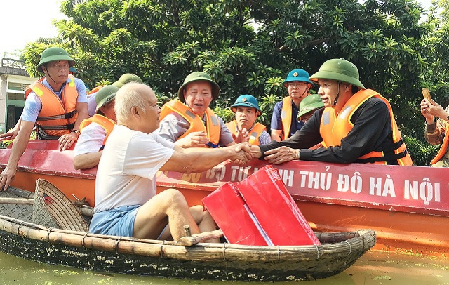 Lãnh đạo TP Hà Nội quyết liệt chỉ đạo công tác phòng chống mưa lũ tại huyện Chương Mỹ - Ảnh 3