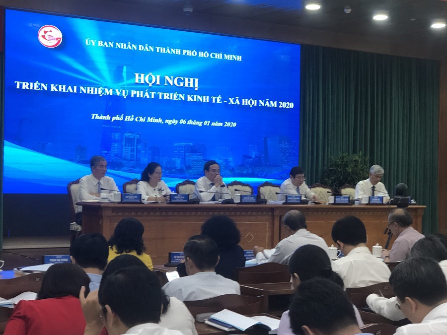TP Hồ Chí Minh: "Nóng" vấn đề nhà ở cho người thu nhập thấp, giao thông và môi trường - Ảnh 2