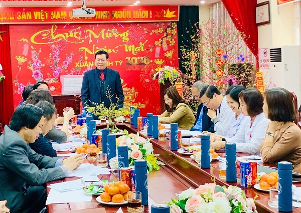Thứ trưởng Đỗ Xuân Tuyên kiểm tra công tác y tế dịp Tết tại Hưng Yên - Ảnh 1