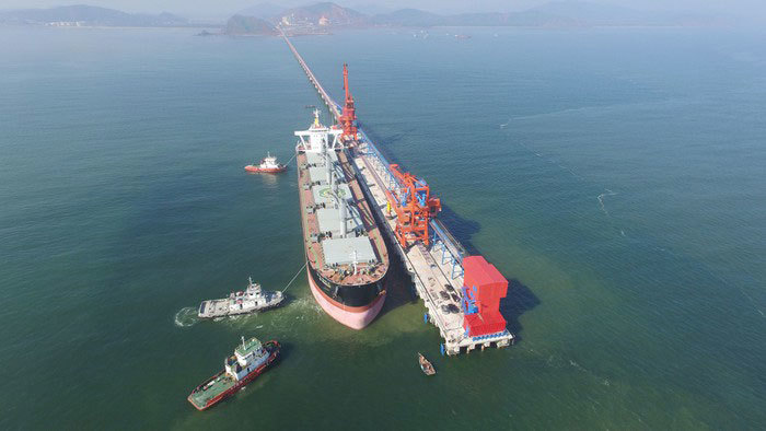 Nghệ An: Kim ngạch xuất nhập khẩu vượt mốc 1 tỷ USD - Ảnh 1
