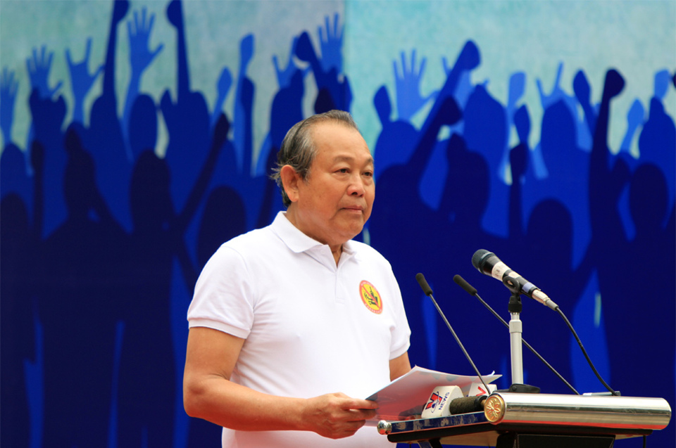 Chủ tịch Nguyễn Đức Chung: Tăng mức xử phạt cao nhất đối với hành vi vi phạm nồng độ cồn - Ảnh 1
