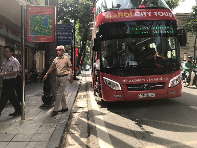 Xe buýt 2 tầng City tour chính thức vận hành: Thêm “món ngon” cho du lịch Hà Nội - Ảnh 6