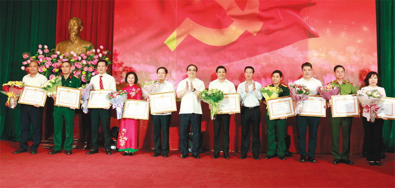 Hà Nội học tập và làm theo di huấn của Chủ tịch Hồ Chí Minh: Đoàn kết, thống nhất,  xây dựng Đảng vững mạnh - Ảnh 1