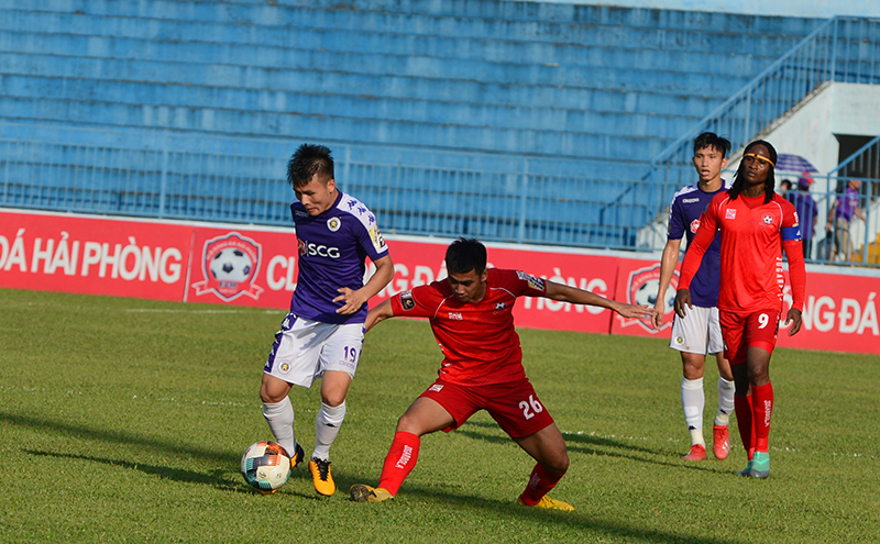 [Ảnh] Nhìn lại trận "đại chiến" giữa Hà Nội FC và Hải Phòng - Ảnh 1