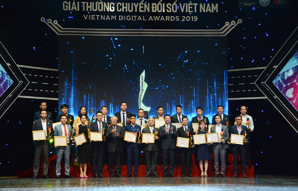 EVN nhận giải thưởng Chuyển đổi số Việt Nam - Ảnh 2