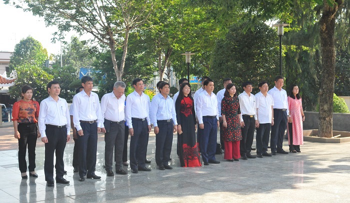 Đoàn công tác của Ban Thường vụ Thành ủy Hà Nội thăm hỏi, tặng quà tại tỉnh Bà Rịa - Vũng Tàu - Ảnh 1
