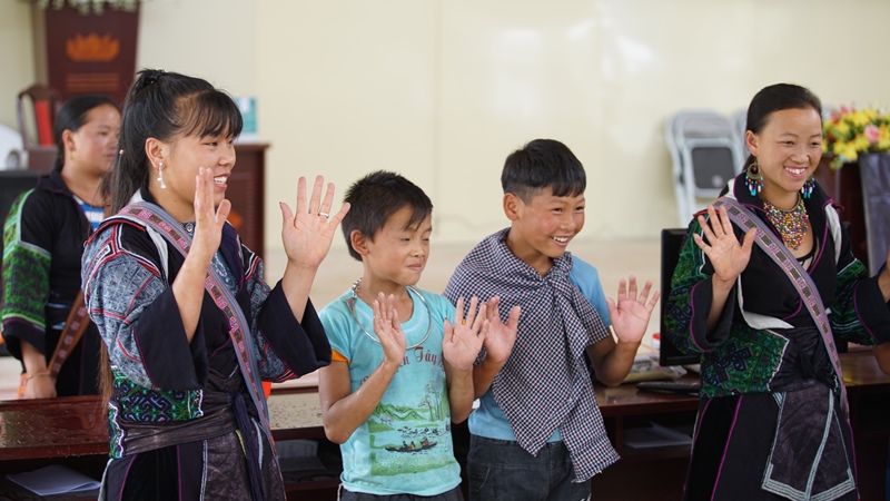 Silk Path Grand Sapa mang “Xà phòng hy vọng” đến với trẻ em Tây Bắc - Ảnh 3
