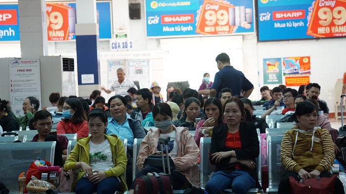 TP Hồ Chí Minh: Hỗ trợ hơn 35.000 vé tàu xe cho công nhân về quê ăn Tết Canh Tý 2020 - Ảnh 1