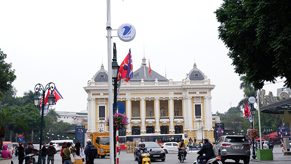 [Tiêu điểm tuần] Bắt giam 2 cựu bộ trưởng và câu hỏi "nhiều tiền để làm gì" - Ảnh 3