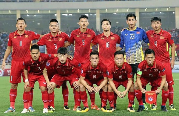Đội tuyển Việt Nam bỏ xa Thái Lan trên BXH FIFA tháng 5/2018 - Ảnh 1
