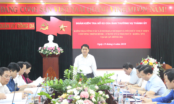 Chủ tịch Nguyễn Đức Chung kiểm tra việc thực hiện Chương trình 06-Ctr/TU tại quận Đống Đa - Ảnh 1
