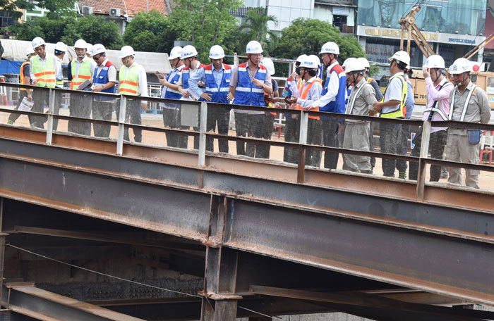 TP Hồ Chí Minh: Đảm bảo tiến độ giải ngân nguồn vốn các dự án metro - Ảnh 2