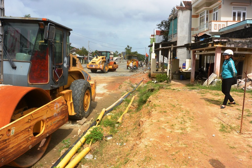 Quảng Ngãi: Cần sớm hoàn thành dự án mở rộng QL1A - Ảnh 2