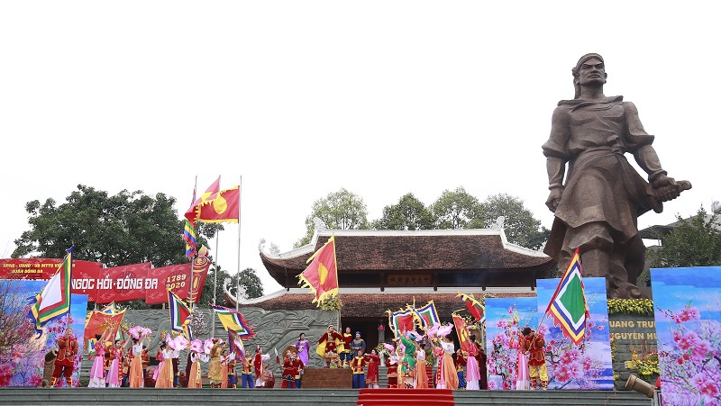 Lễ hội Tịch điền Đọi Sơn 2023 Tái hiện truyền thống Dĩ nông vi bản  Lễ  hội  Vietnam VietnamPlus
