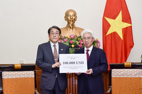 Việt Nam hỗ trợ Nhật Bản 100.000 USD khắc phục hậu quả mưa lũ - Ảnh 1