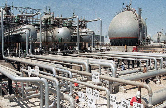 Thêm UAE tham gia cuộc đua sản lượng, giá dầu lao dốc 3% - Ảnh 1