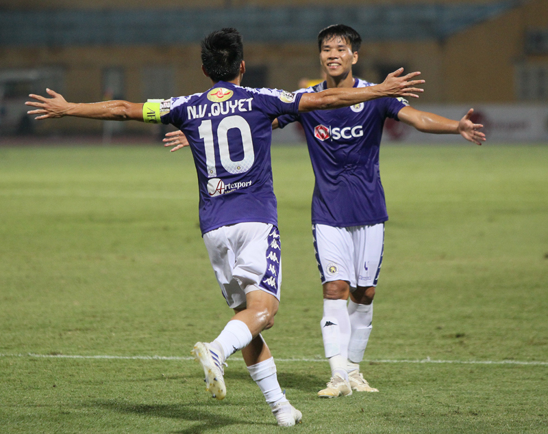 [Ảnh] Hà Nội FC thắng đậm Nam Định trong ngày CĐV thành Nam "nổi loạn" - Ảnh 8