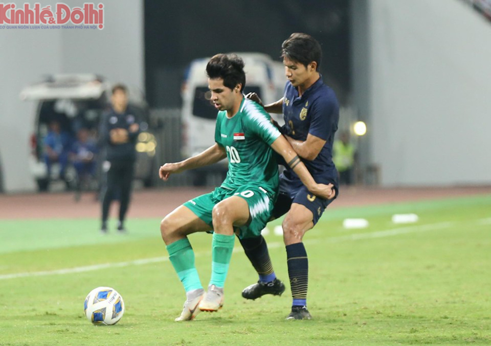 U23 Thái Lan hưởng lợi thế từ VAR, HLV U23 Iraq nói lời nghiệt ngã - Ảnh 1