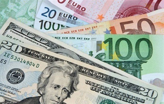 Đồng USD tăng nhẹ, euro lao dốc do gia tăng lo ngại tình hình Thổ Nhĩ Kỳ - Ảnh 1
