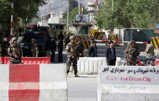 Afghanistan: Hơn 70 người thương vong trong vụ đánh bom kép liều chết tại Kabul - Ảnh 2