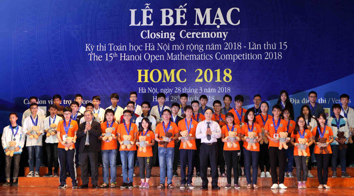 Kỳ thi Toán Hà Nội mở rộng HOMC 2018: Học sinh hào hứng học toán bằng tiếng Anh - Ảnh 1