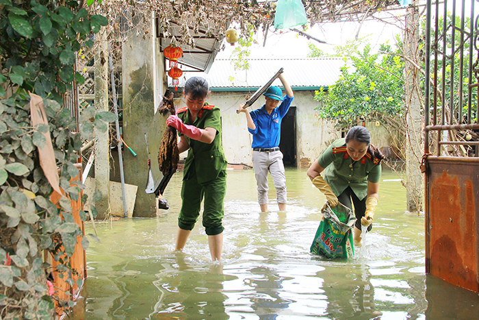 Chương Mỹ: Sau ngập, nguy cơ thiếu nước sạch hiện hữu - Ảnh 4